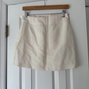NWT - White Abercrombie skirt - size S